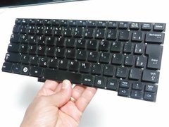 Teclado Para O Netbook Samsung Nf210 4h+n4pom.aou Com Ç