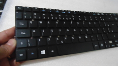 Teclado Para O Notebook Acer Aspire E5-571g-760q Pk130n41a30 - WFL USADOS de Informática