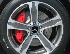 Centro Mercedes Benz - Negro Brillante - comprar online