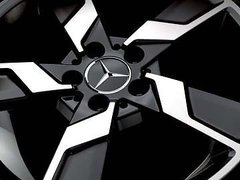 Centro Mercedes Benz - Negro Brillante en internet