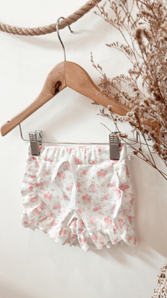 SHORT VOLADO FLORES ROSA