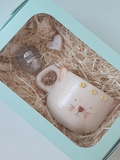 GIFT BOX - TAZON ANIMALITO + INFUSOR