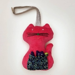 SONAJERO GATITA CON CRIA