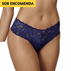 Calcinha Biquíni Vertigem DeMillus 053188. Leve e macio. Renda elástica na cintura. Cores: vermelho, azul-marinho, branco, preto, bege e prata. Tamanho PE, ME, GR e EG.