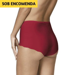 Calcinha Calça Clássica Virtuel DeMillus 057498. Adere ao corpo, corte a fio, sem elástico nas cavas. Confortável e não marca sob a roupa. Cores: vermelho, preto, azul-marinho, branco, vinho, bege e marrom. Tamanho: PE, ME, GR, EG, XG.