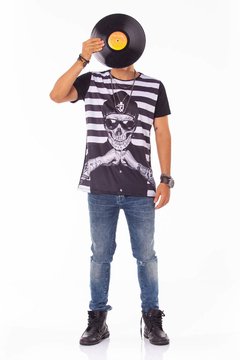 CAMISETA BAD TRAVELLER