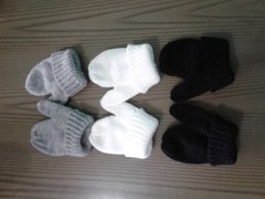 3 pares de Luva de Tricô para Bebê de 0 a 3 meses