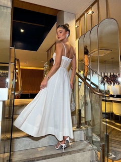 vestido branco para alugar em taguatinga