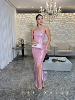 vestido de festa rosa com paetê para alugar em brasília