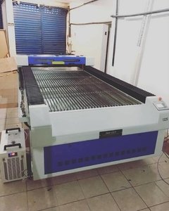 Máquina de corte a laser 1325