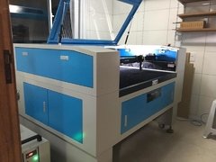 Máquina de Corte a laser 1080