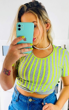 Cropped listras verticais amarelo neon