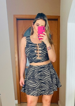 Conjunto cropped e saia animal print zebra azul