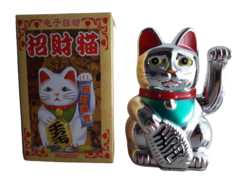 Gato de la Suerte Maneki Neko Color Plateado - comprar online