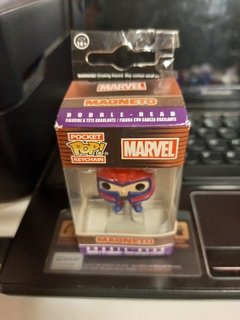 Funko Pop Keychain Marvel Magneto - comprar online
