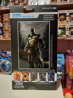 Muñeco Batman Colección Gold Label Original DC Multiverse 22 articulaciones - tienda online