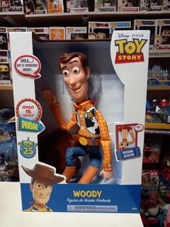 Muñeco Interactivo Woody Toy Story Disney Pixar habla 15 frases diferentes - comprar online