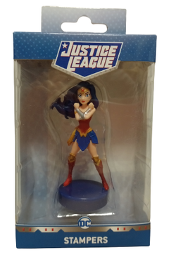 Figura de Acción Mujer Maravilla brazos cruzados Liga de la Justicia Sello Stampers DC Original - comprar online