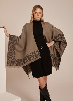 PONCHO MARIA LE LIS BLANC - comprar online