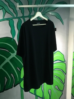 REMERA OVERSIZE BORIÚ