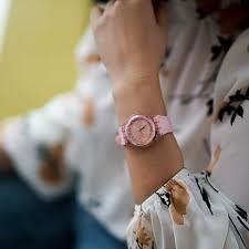 Reloj Swatch Mujer Kwartzy Rosa Gp164 Silicona Sumergible