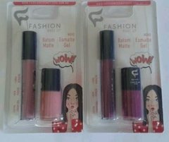 Kit de batom matte e esmalte em gel