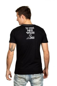 Camiseta Só Jesus pode Salvar - Preto - comprar online