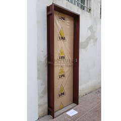 Puerta placa cedro 4 buñas Liplac 70 x 15 (74,5 x 205 x 17 final) ch 18 derecha - tienda online