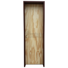 Puerta placa pino Liplac 60 x 15 (64,5 x 205 x 17 final) ch 18 derecha