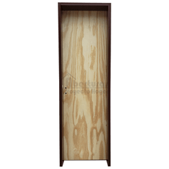 Puerta placa pino Liplac 60 x 15 (64,5 x 205 x17 final) derecha