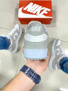 Nike Sb Dunk Low Grey Fog na internet