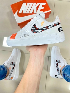 Nike Air Force Just do It Branco/Laranja