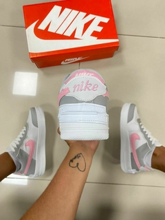 Nike Air Force Shadow Cinza/Rosa na internet