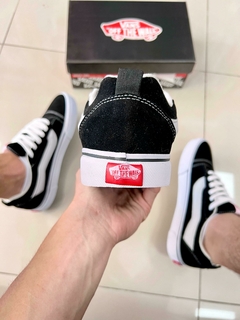 Vans Knu Skool Preto/Branco na internet