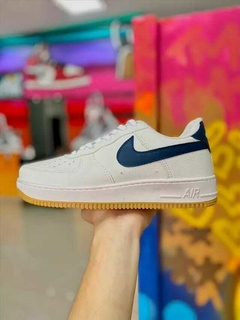 Air force 1 premium branco/marinho