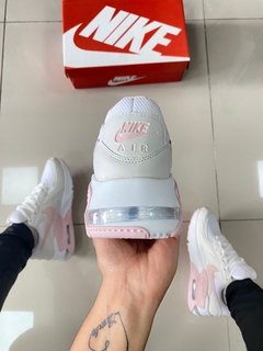 Air Max 90 excee branco/rosa na internet