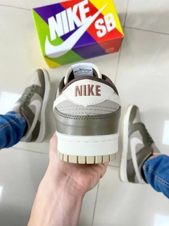 Dunk Low premium military na internet