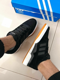 Adidas Forum Premium Preto/Caramelo - loja online