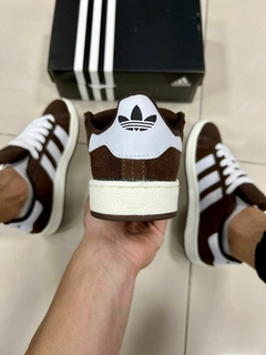 Adidas Campus Premium Marrom na internet