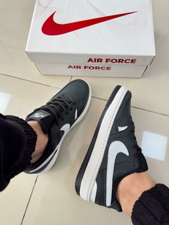 Air Force Gamma Premium Preto/Branco - loja online