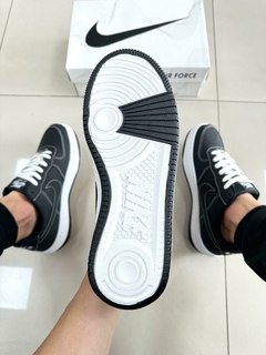 Air Force Premium Black White - Drop TM