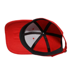 SNAPBACK LISO ABA CURVA VERMELHO - Layners Bonés