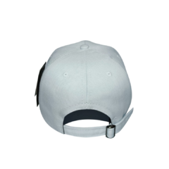 SNAPBACK LISO ABA CURVA BRANCO na internet