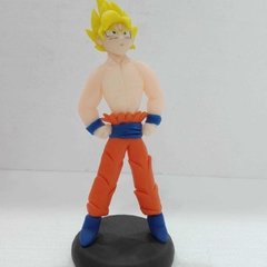 ADORNO PORC DRAGON BALL GOKU - comprar online