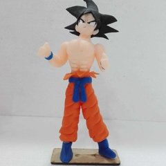 ADORNO PORC DRAGON BALL GOKU