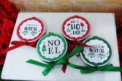 Kit 15 latinhas de Natal com fitinha de cetim na internet
