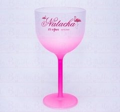 Taça de Gin Degradê Fosca de Acrílico Rosa Personalizada - comprar online