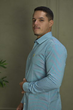 CAMISA PREMIUM MICROXADREZ VERDE E AZUL ML