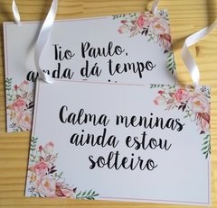Plaquinhas personalizadas com suas frases para Pajens e Daminhas com flores Rosa - comprar online