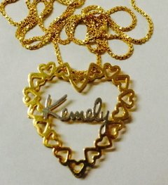 Colar mandala de coração com 1 nome no meio - Semi jóias personalizadas e acessórios femininos Divas da Moda